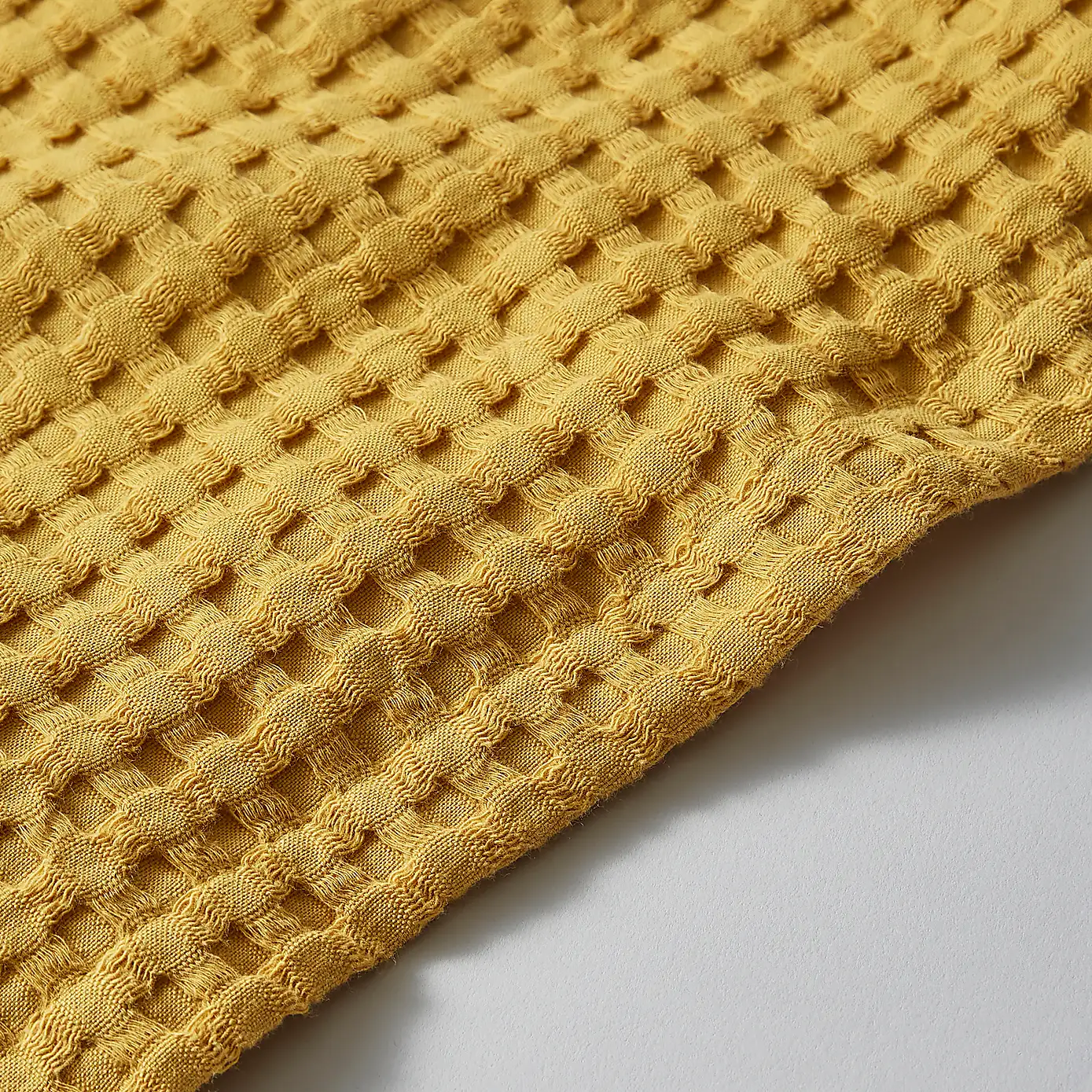 100%-Recycled-Cotton-Waffle-Throw