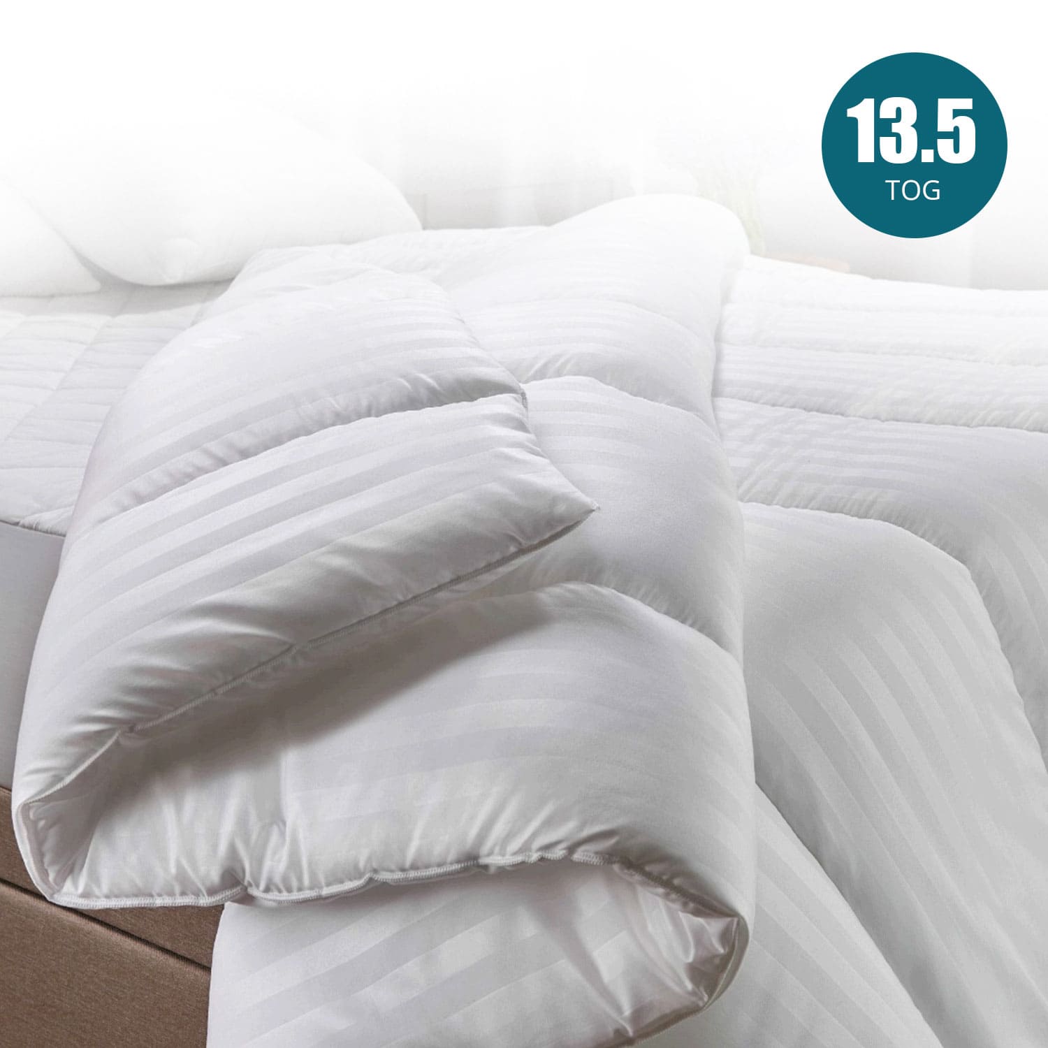 Micro Togs Lightweight Quilts Luxury Microfiber Duvet Quilt - Feels Like Down ...