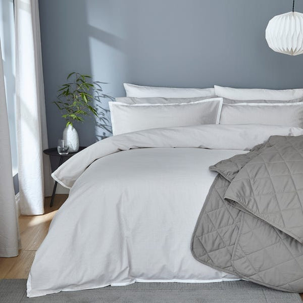 White Seersucker Duvet Cover Set | All Sizes | Breathable Cotton Blend ...