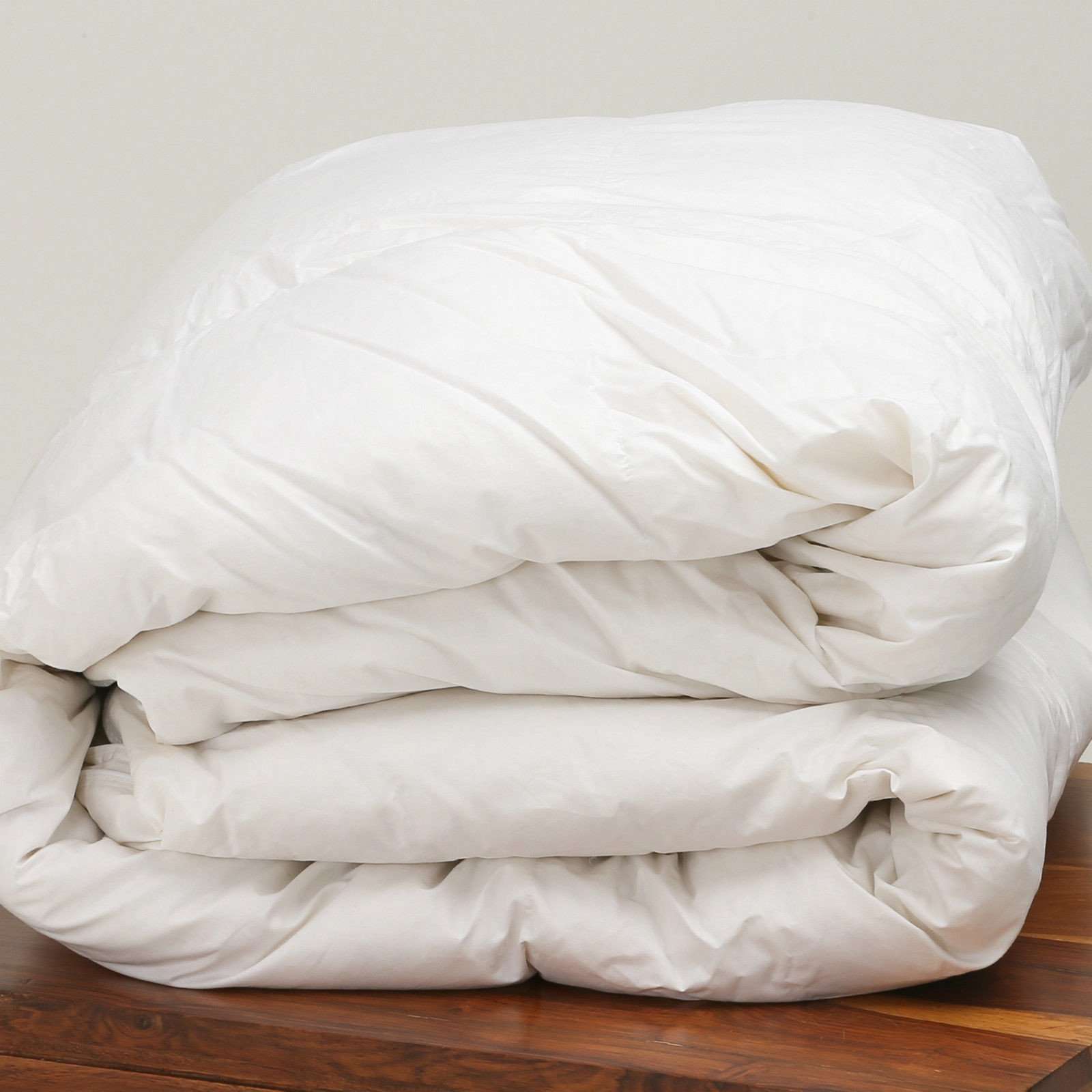 Stay-Cozy-Year-Round-with-Our-Hungarian-Goose-Down-Duvet