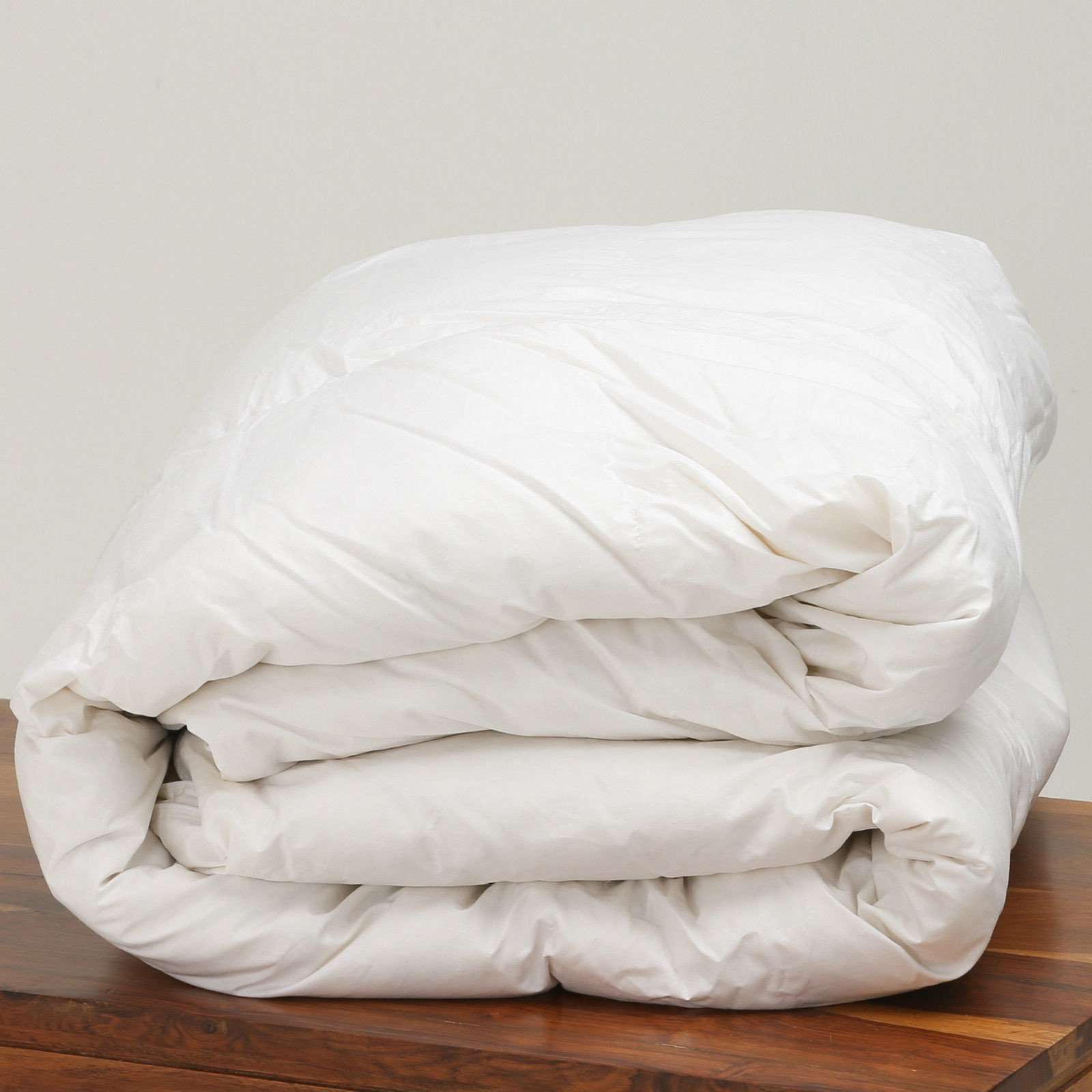 Canadian-Goose-Down-Double-Bed-Duvet-4.5-Tog