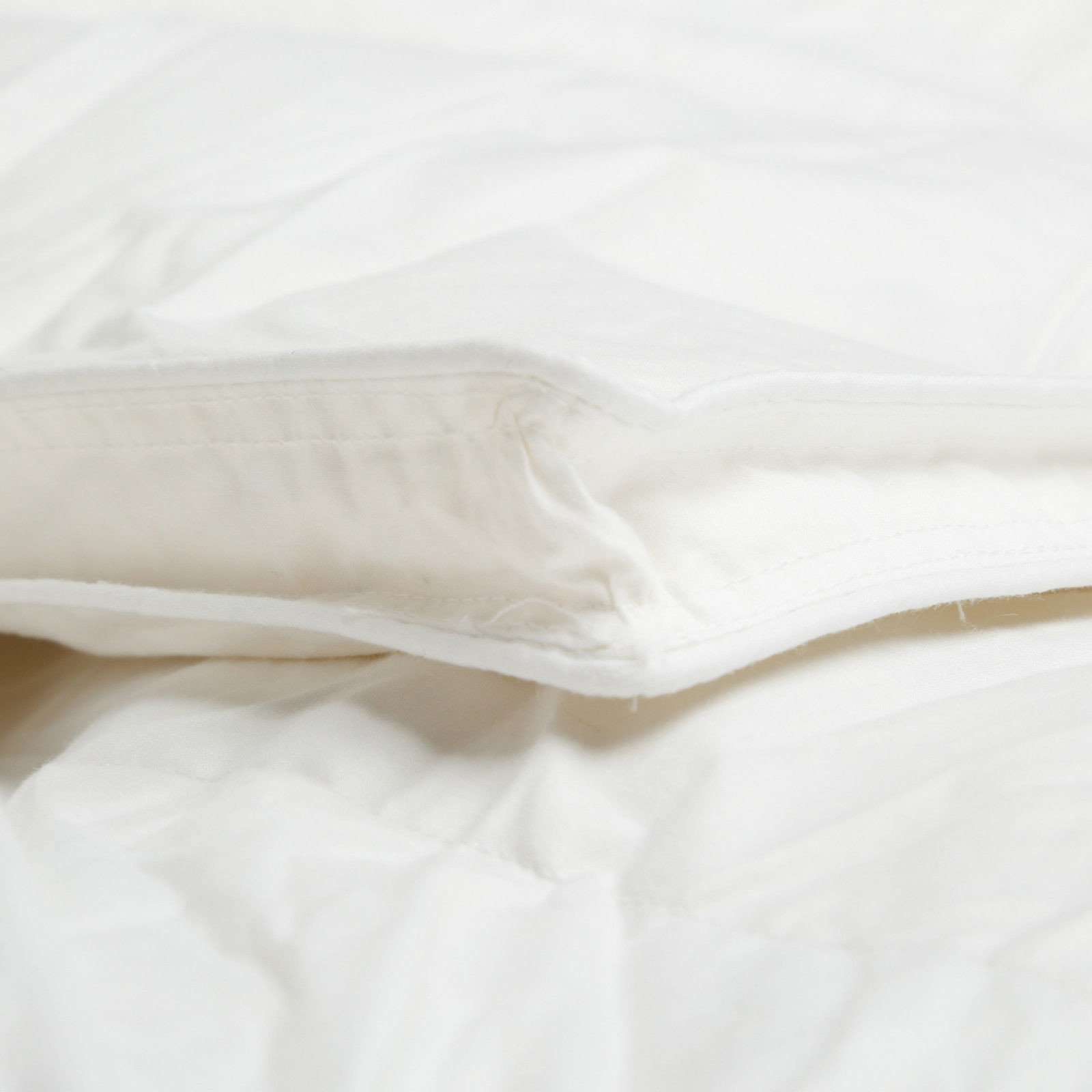 Stay-Toasty-with-the-50/50-Goose-Feather-&-Down-Duvet
